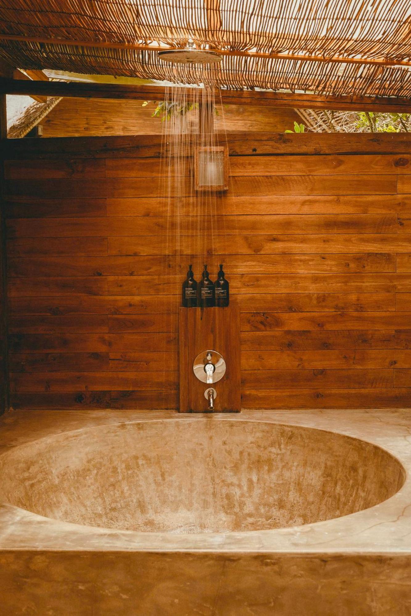 Green Escape Eco Resort 울루와뚜 외부 사진